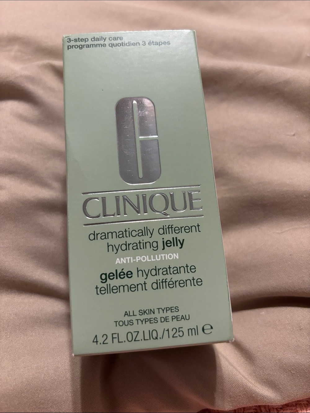 Clinique Dramatically Different Hydrating Jelly - Mint Green Packaging 4.2 fl oz